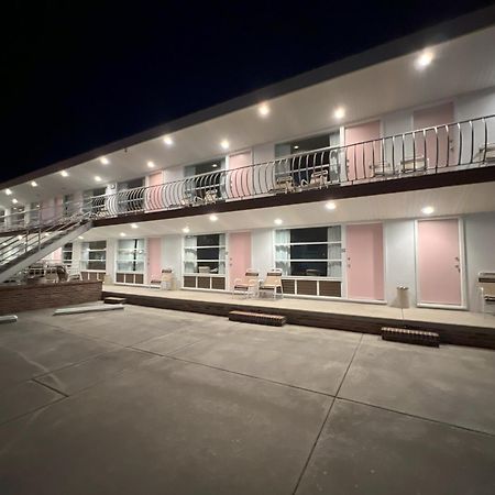 Ivanhoe Motel 北怀尔德伍德 外观 照片
